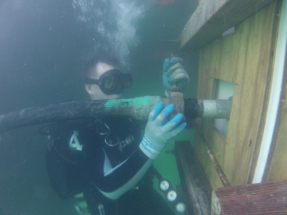 Seabee Divers Work on Hotel Pier in Pearl Harbor