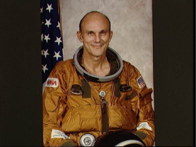 Offical portrait of Astronaut Thomas K. Mattingly