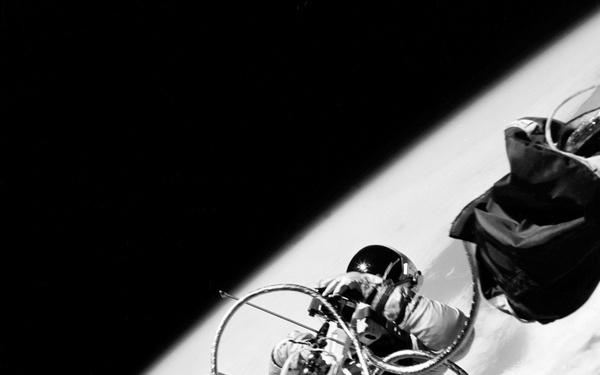 EVA - ASTRONAUT EDWARD H. WHITE II - MISC. - OUTER SPACE