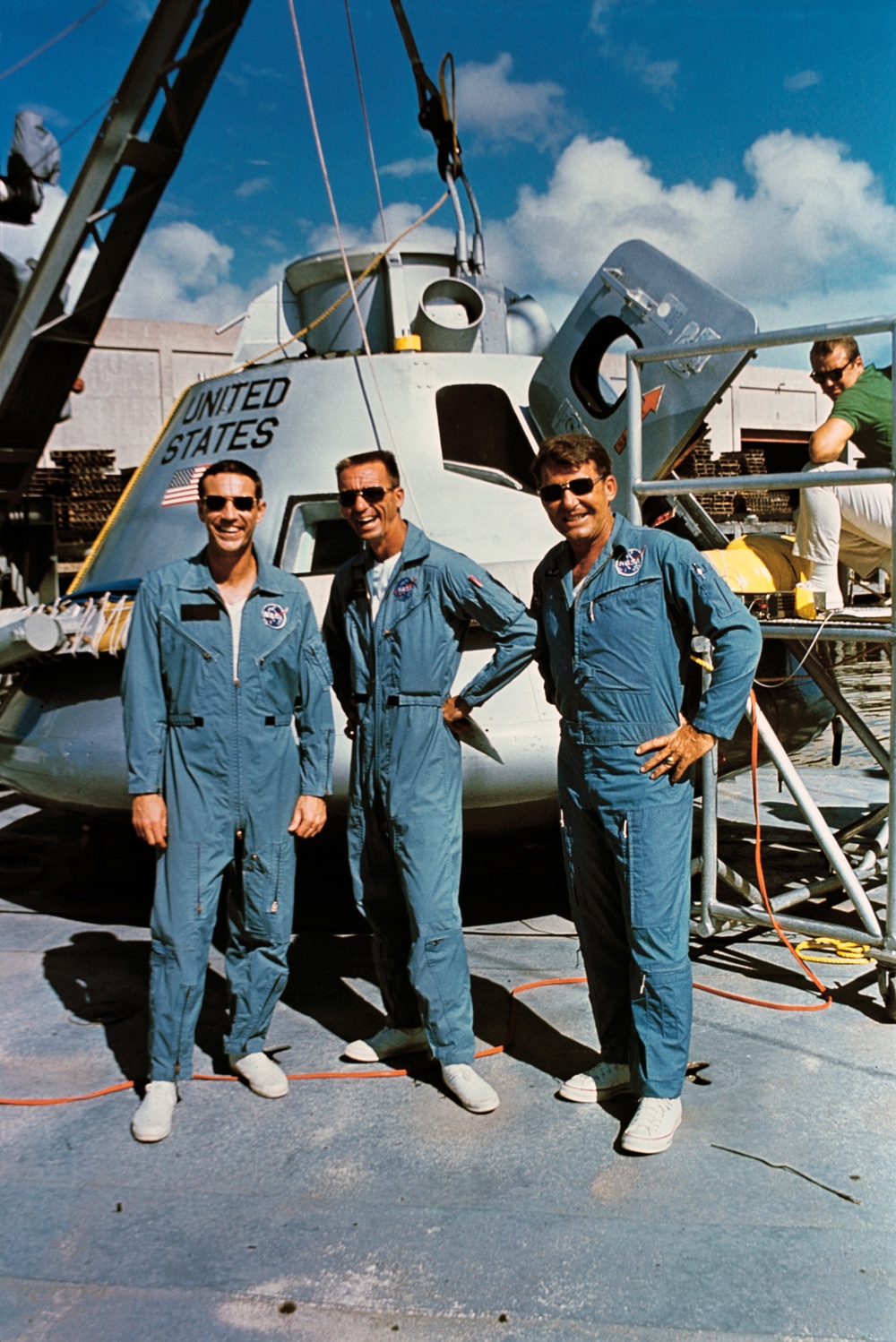 CREW TRAINING - APOLLO 7