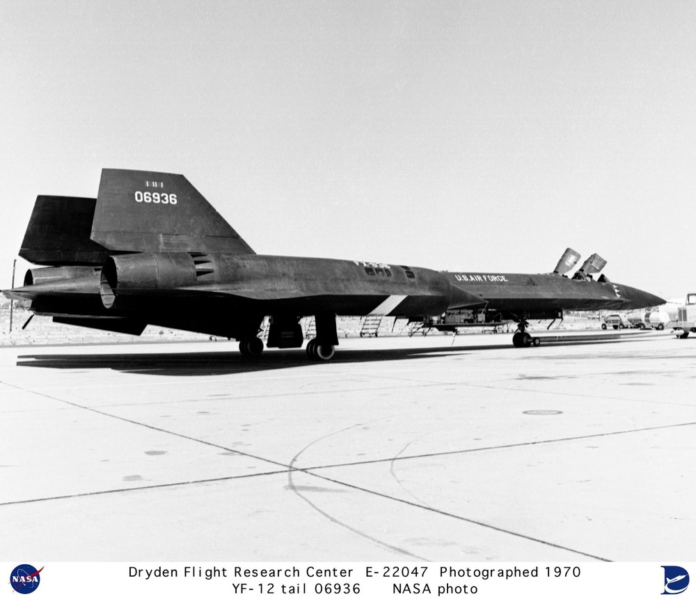 YF-12A #936 on ramp