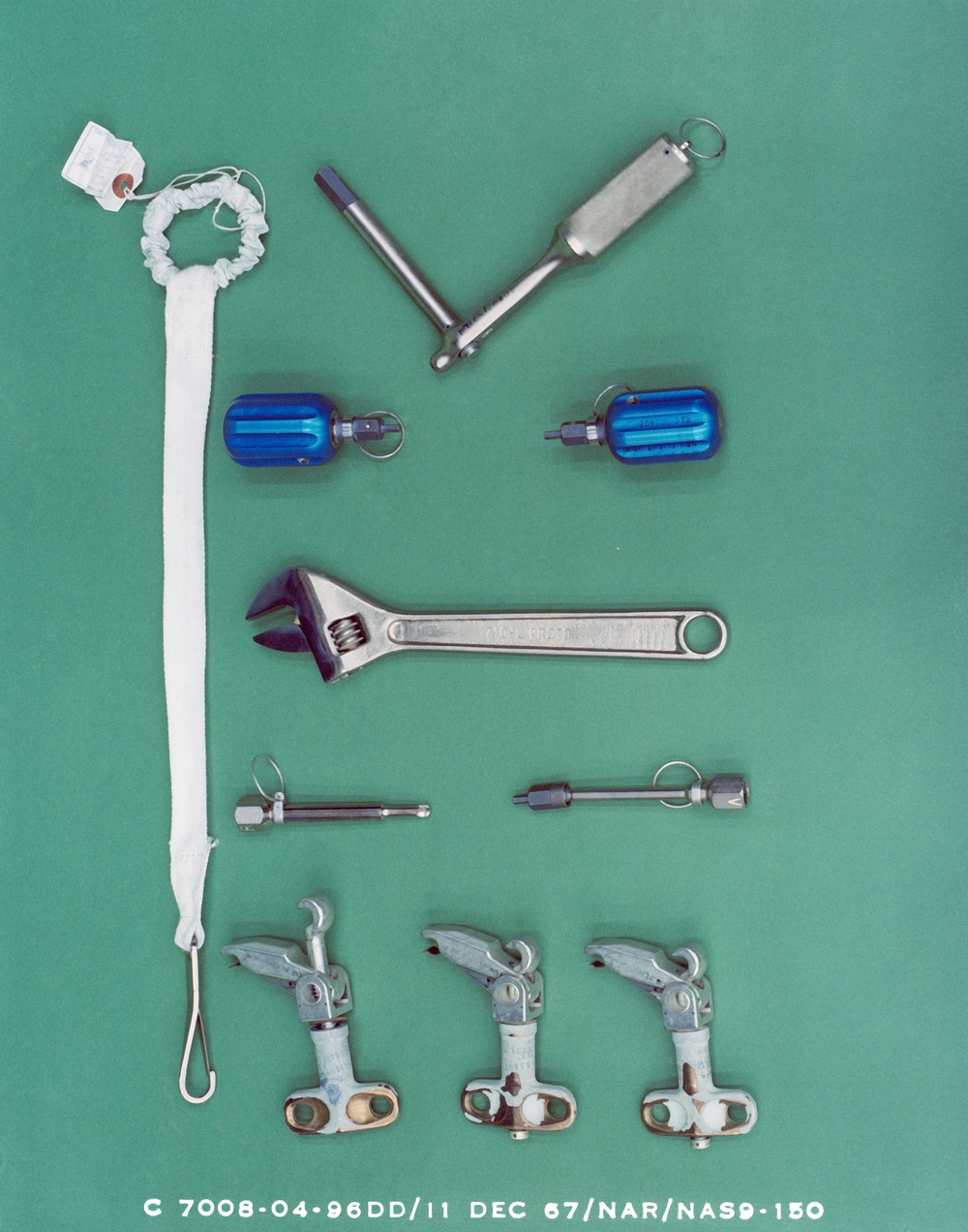 NORTH AMERICAN NEGATIVES CAPTION IN TRANSMITAL BOOK APOLLO DESIGN REVIEW ASTRONAUTS