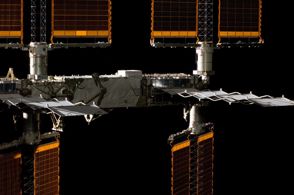 ISS during arrival of STS-127 Space Shuttle Endeavour