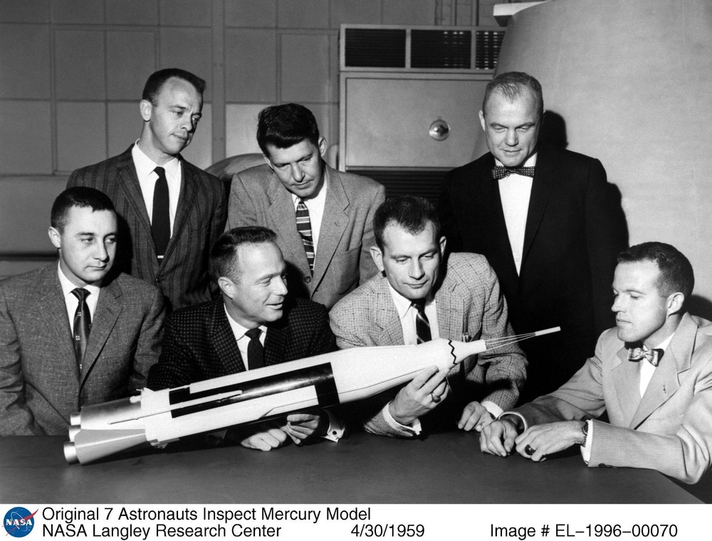 Original 7 Astronauts Inspect Mercury Model