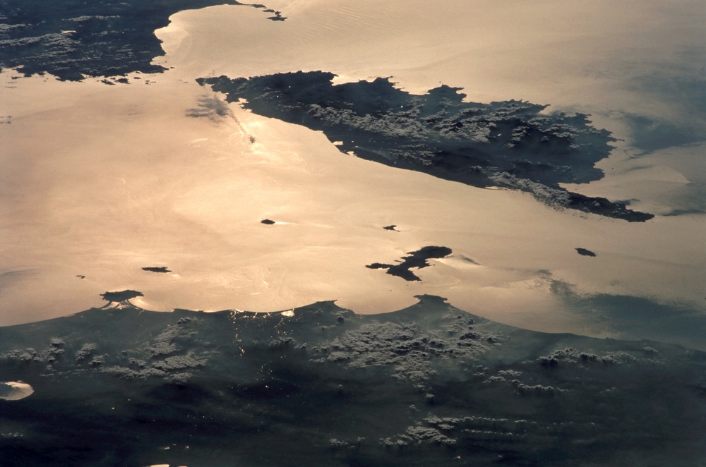 Earth Observation views taken during STS-92