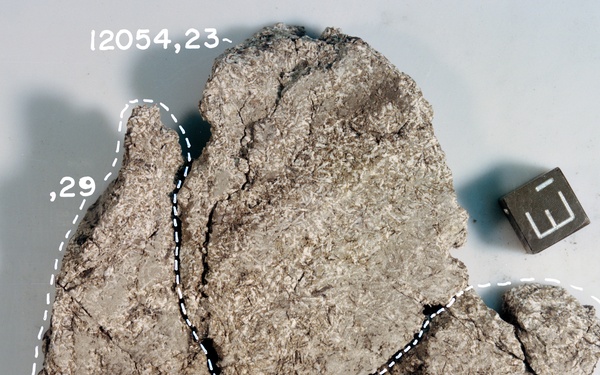 LUNAR SAMPLES - APOLLO 12 (Surveyor III)