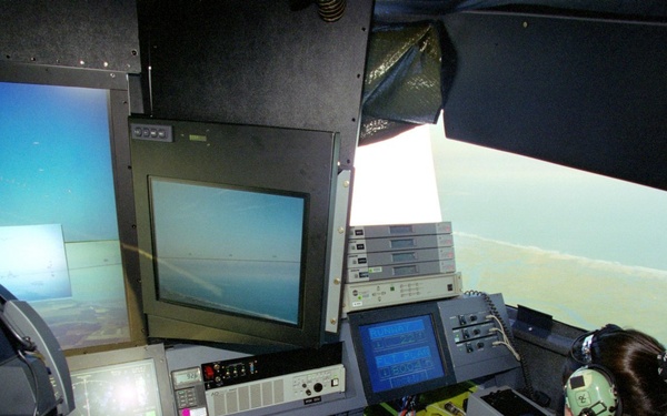 Total In-flight Simulator (TIFS) FL5 photo series