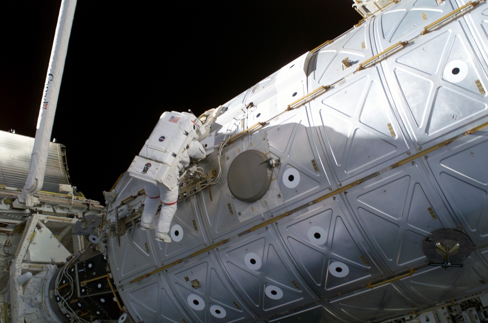 Noguchi during EVA 3