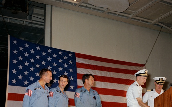 RECOVERY -  APOLLO 7 RECEPTION