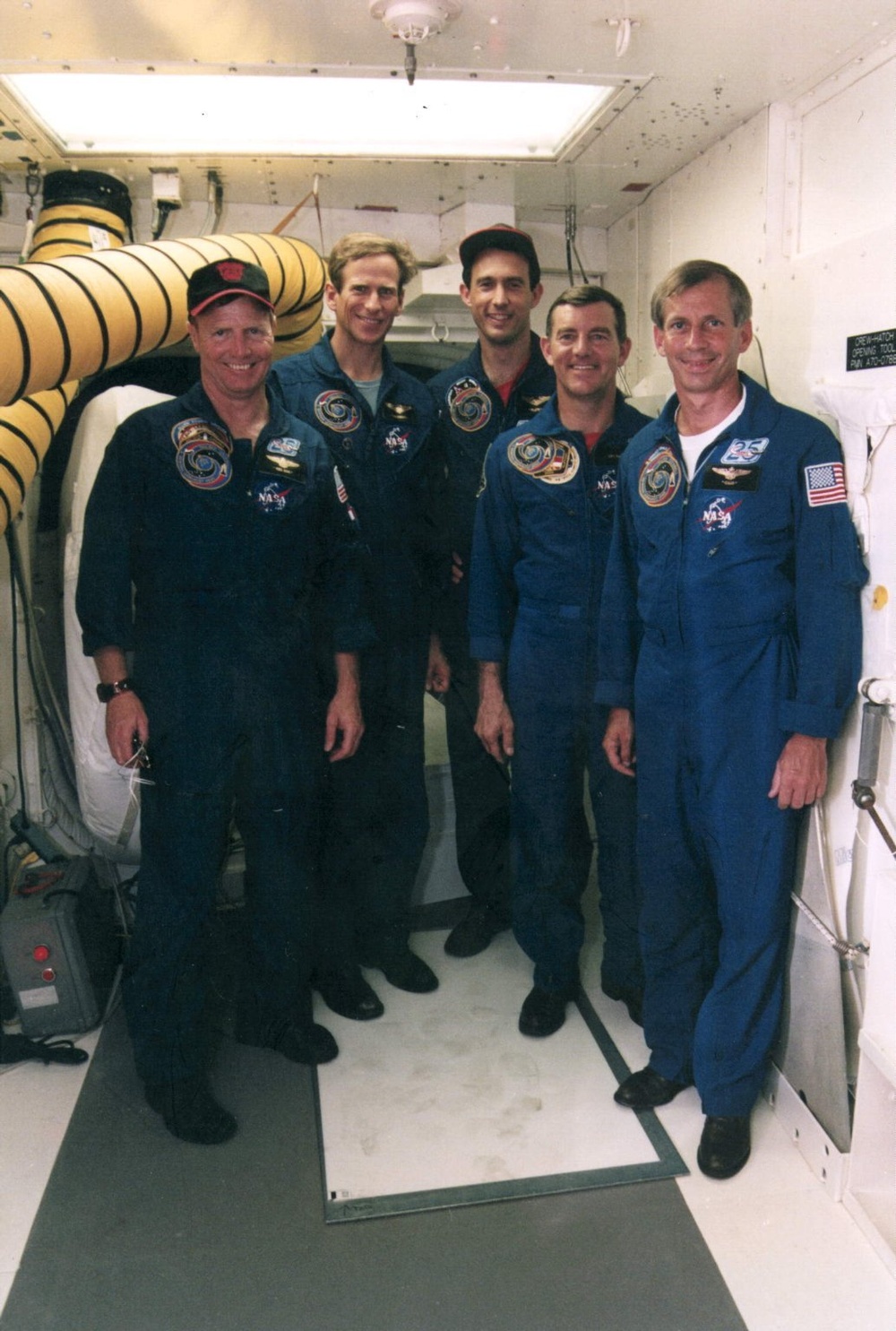 STS-69 crew outside Endeavour during TCDT