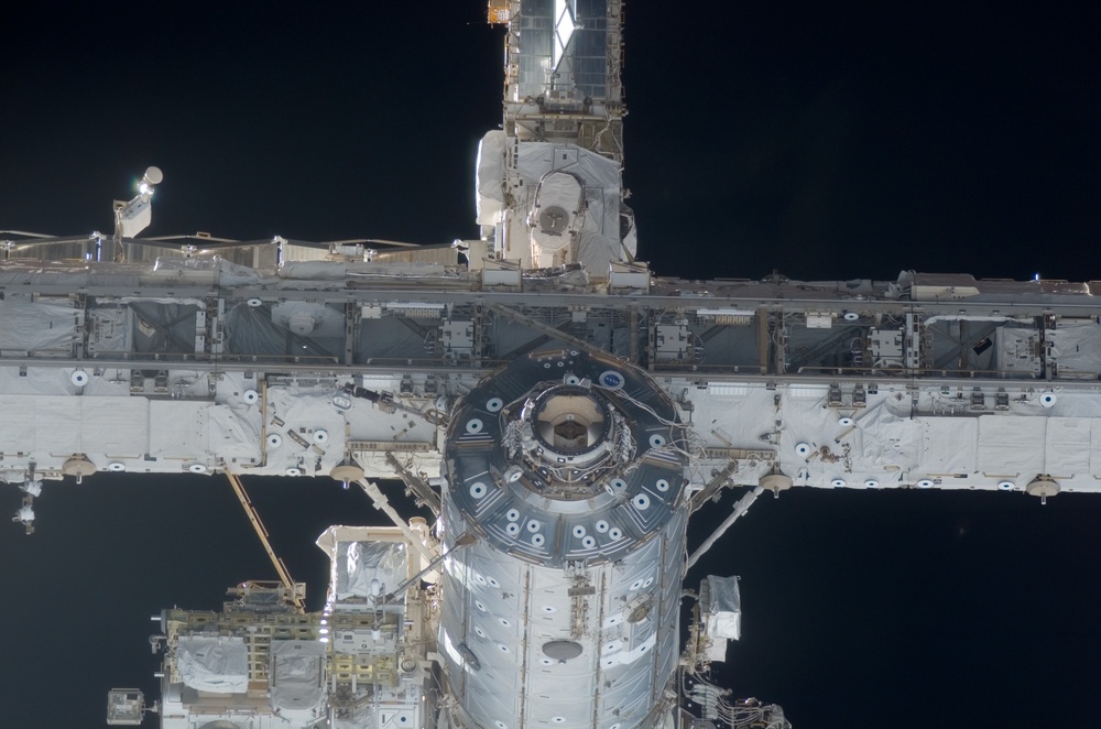 ISS during approach of the STS-115 Space Shuttle Atlantis