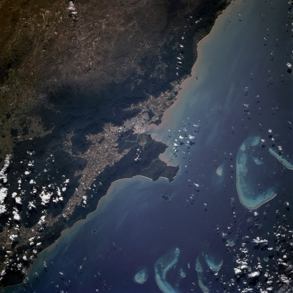 Earth observations taken during STS-69