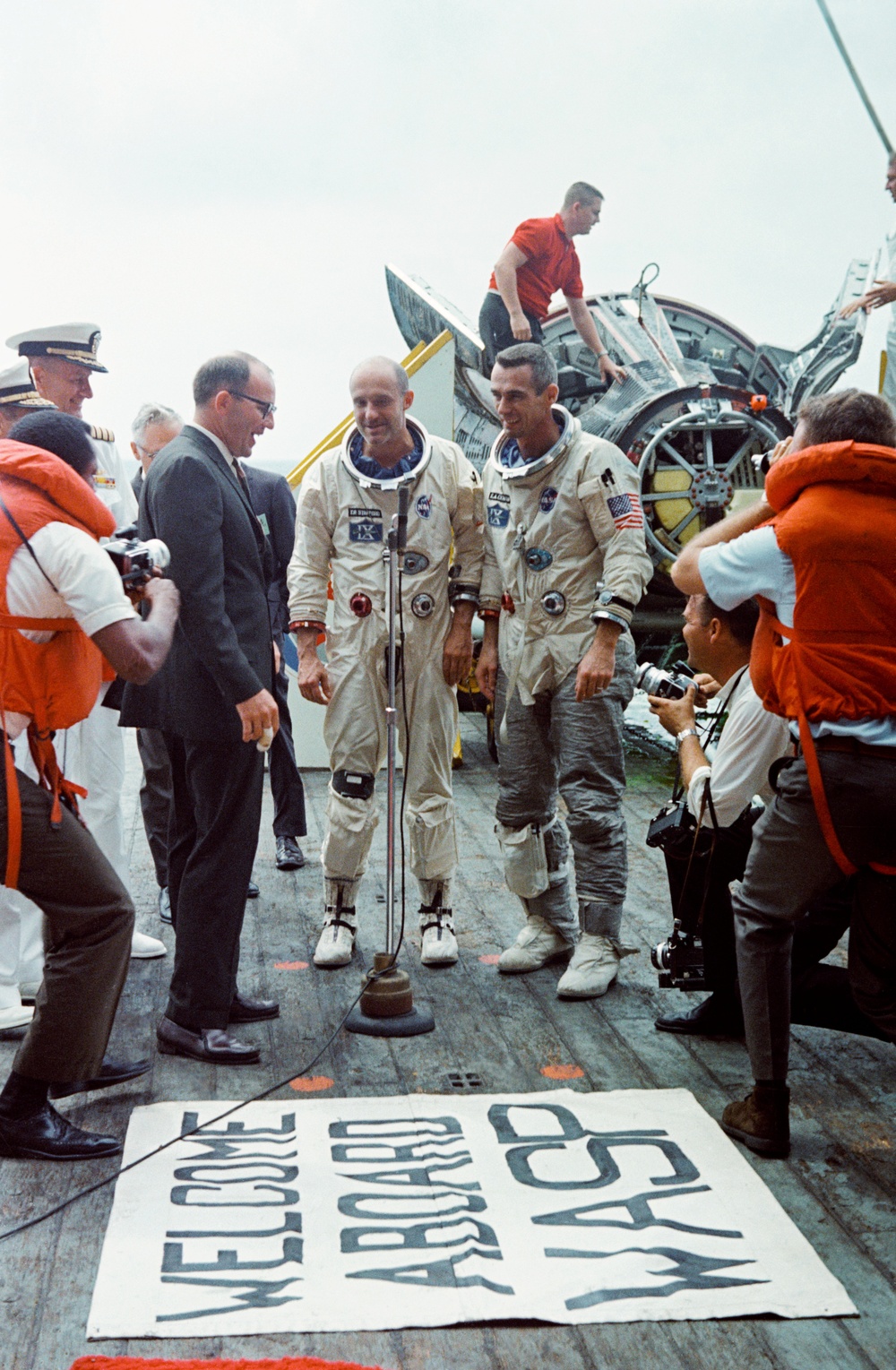 Gemini 9-A astronauts welcomed aboard U.S.S. Wasp