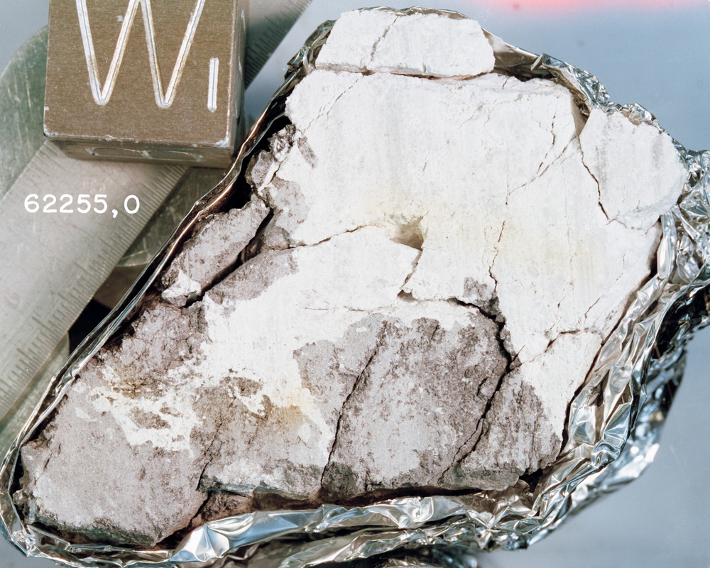 LUNAR SAMPLES- APOLLO 16 - 60009 &amp; 62255 FRAGMENTS