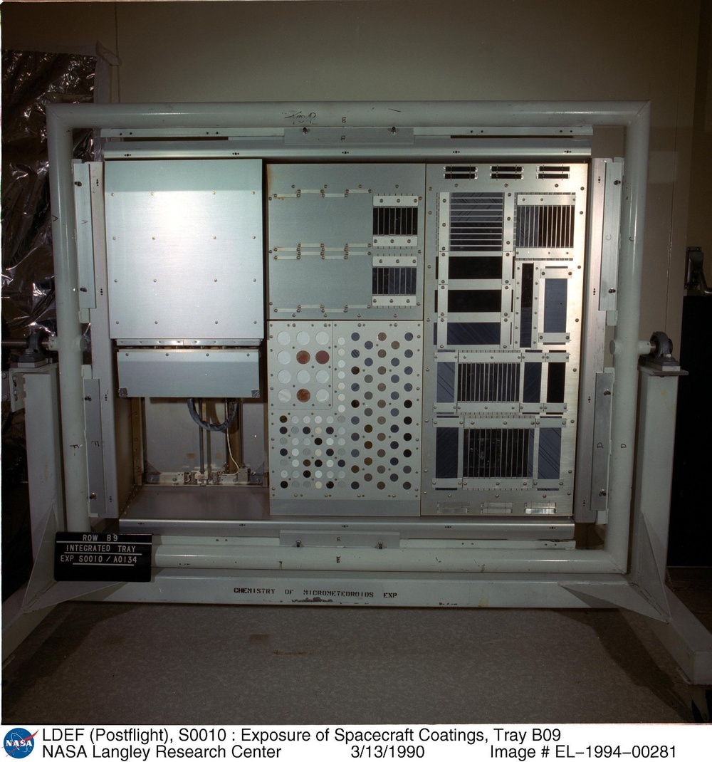 LDEF (Postflight), S0010 : Exposure of Spacecraft Coatings, Tray B09
