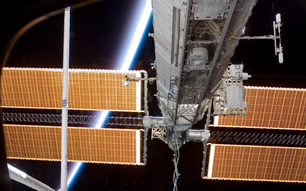Blurred view of P6 truss during EVA 1