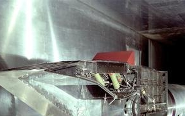 100-0 INLET IN THE 10X10 FOOT WIND TUNNEL