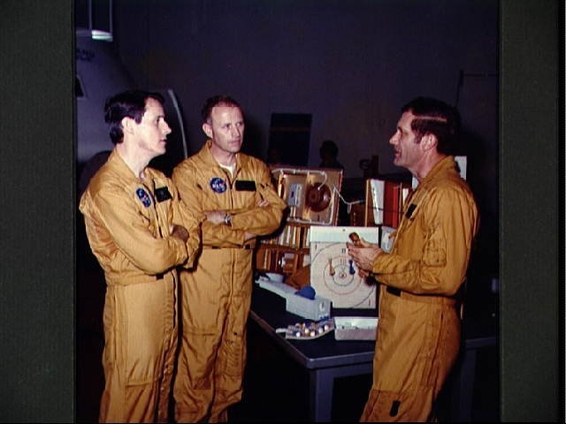 Skylab 4 astronauts during an "open house" press day in Skylab mock-up