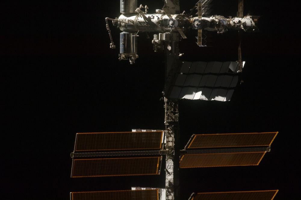 ISS during arrival of STS-127 Space Shuttle Endeavour