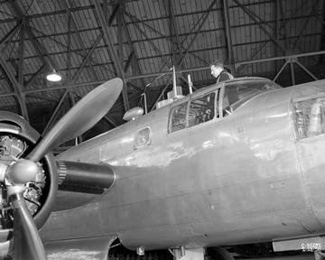 DROPLET CAMERAS ON AT-11 AIRPLANE