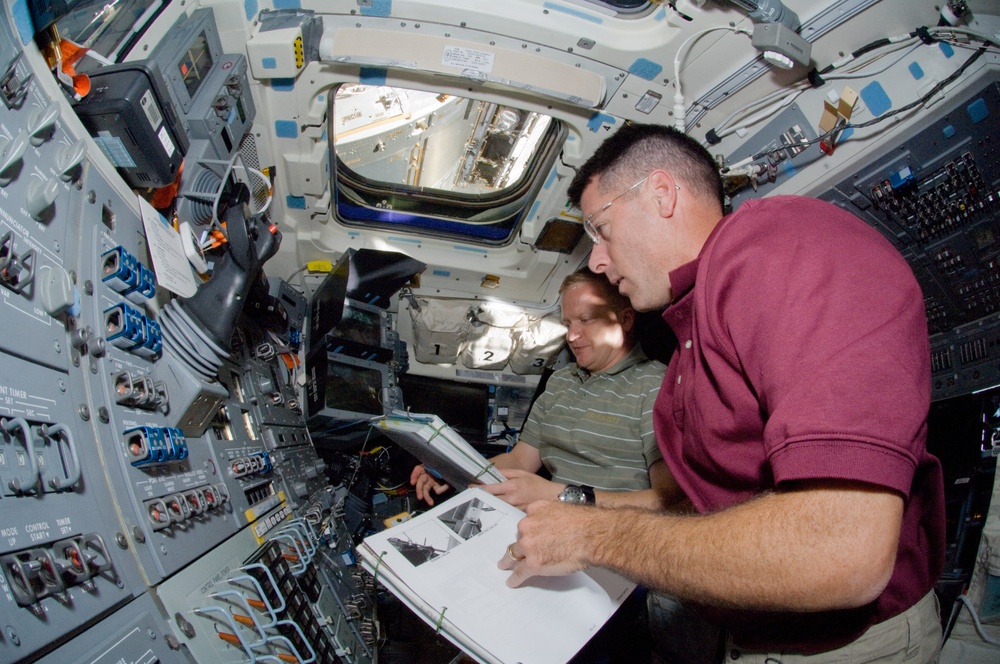 Kimbrough and Boe on aft FD