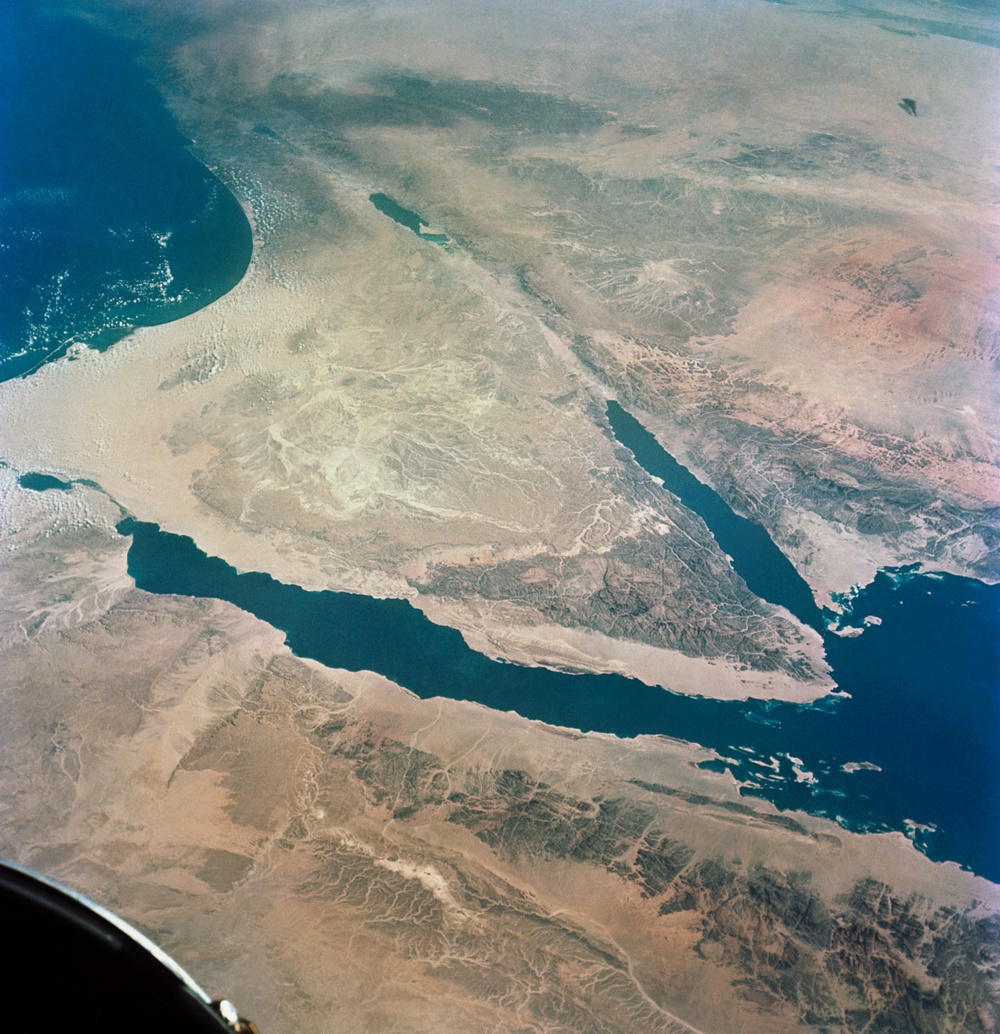 GT-11 - EARTH SKY - OVERLAY - SINAI PENINSULA - POINTS OF INTEREST