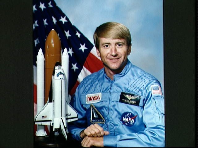 Official portrait of Astronaut Frank Culbertson