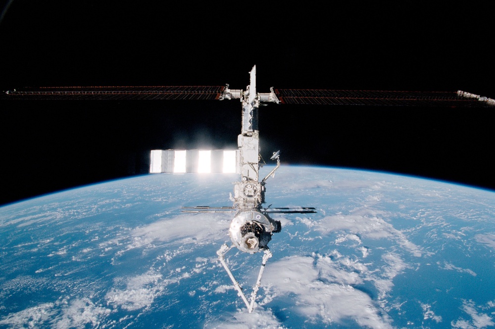 View of the ISS taken during final flyaround of STS-100