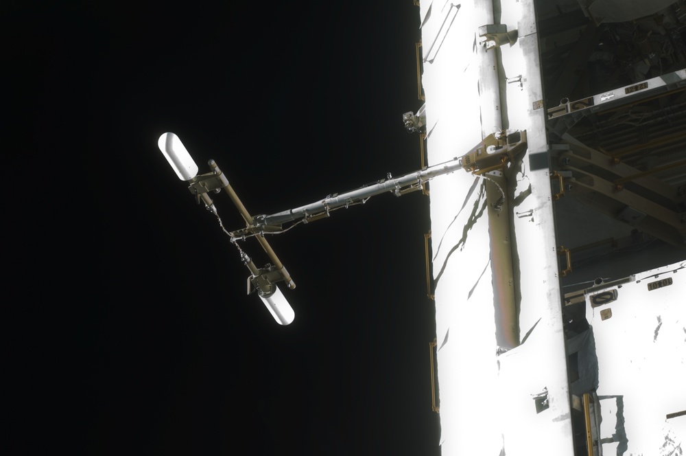 Bays 10 and 12 on the P1 Truss during Joint Operations