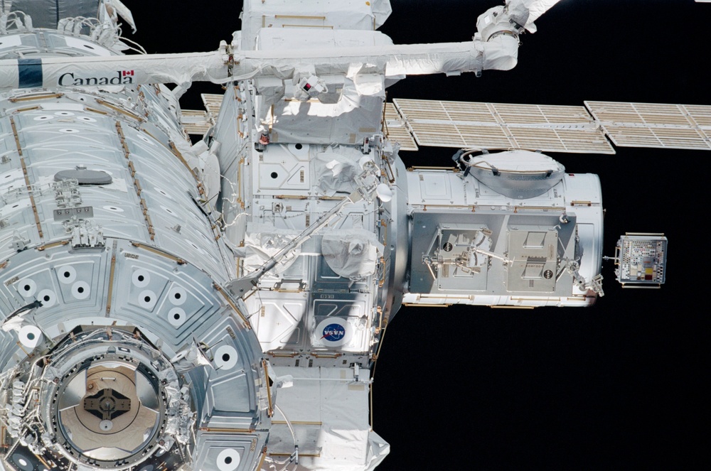 View of the PMA2, U.S. Laboratory, Airlock and SSRMS taken during STS-108