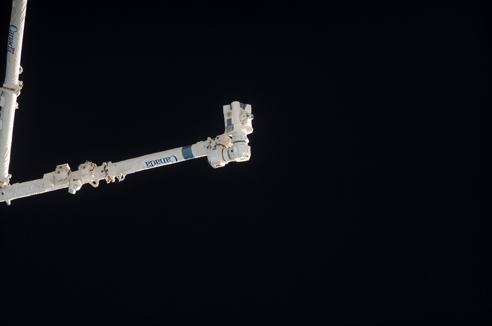 ISS during approach of the STS-115 Space Shuttle Atlantis