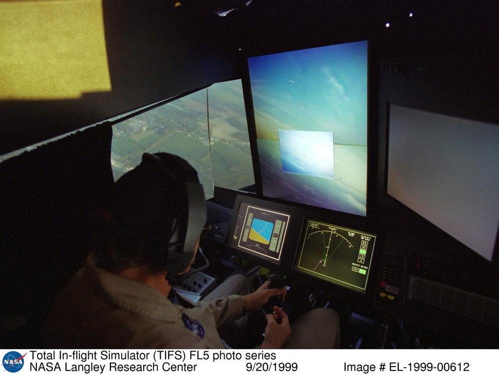 Total In-flight Simulator (TIFS) FL5 photo series