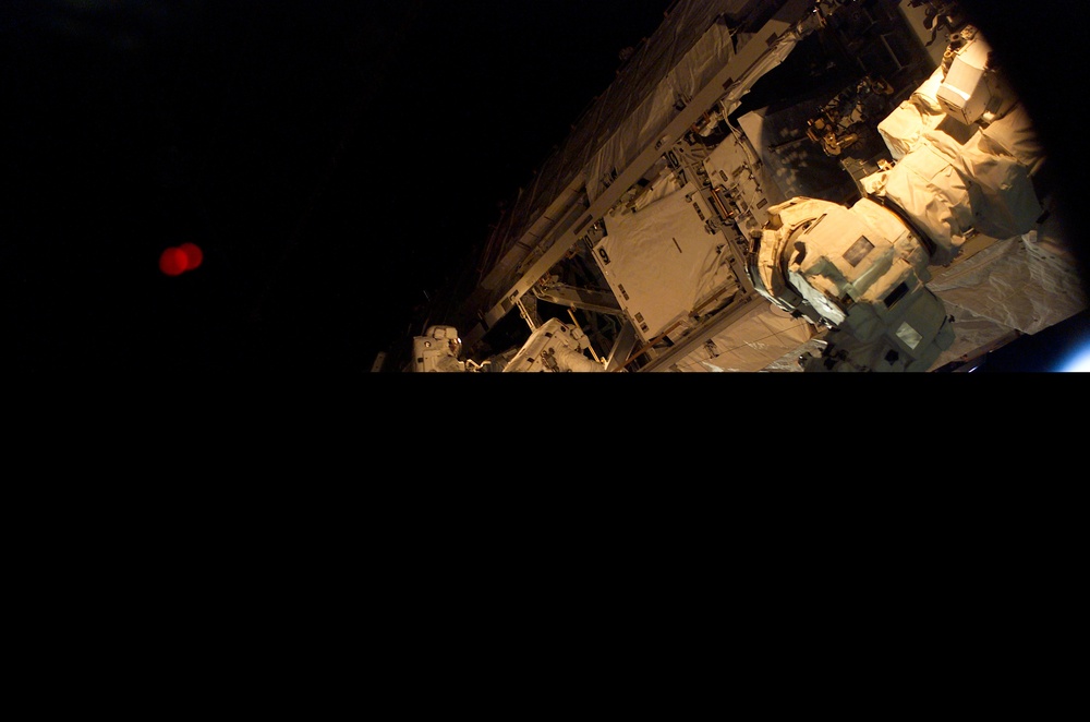 MS Sellers and Wolf on S1 truss during EVA 3