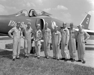 UNITED STATES NAVY BLUE ANGELS FLIGHT TEAM