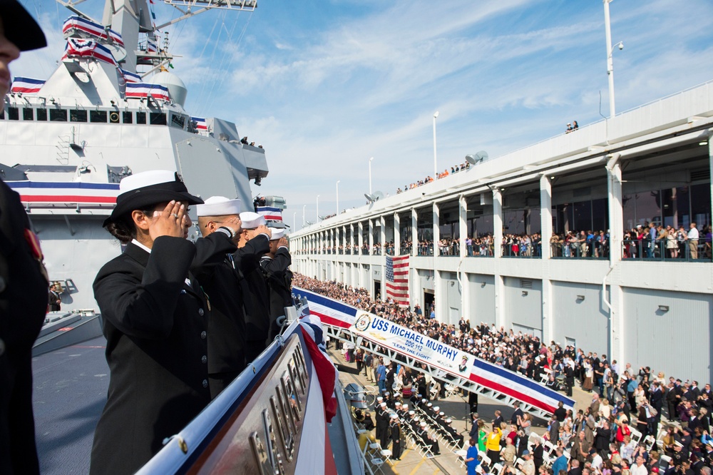 USS Michael Murphy commissioned in New York