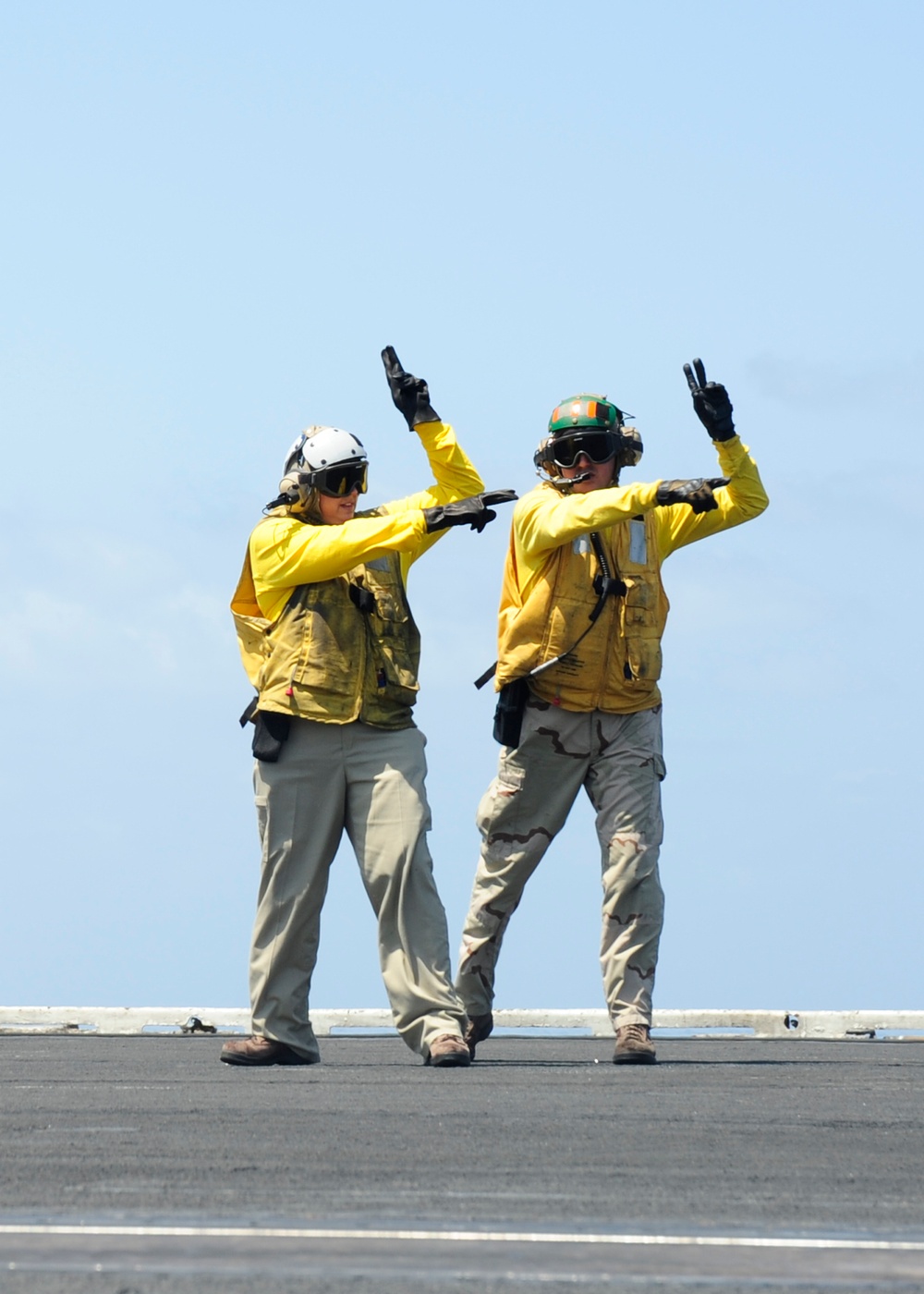 Sailors ready Super Hornet for launch