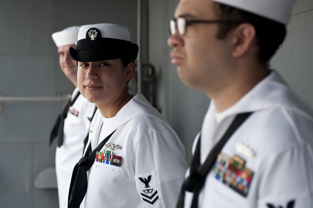 George Washington Carrier Strike Group patrols western Pacific