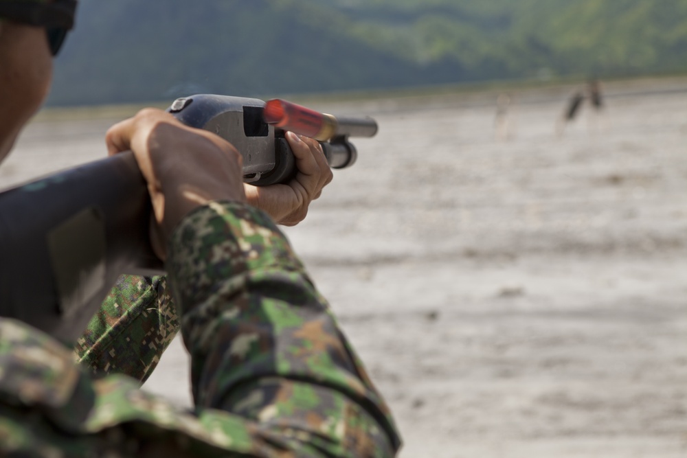 Amphibious Landing Exercise 2013