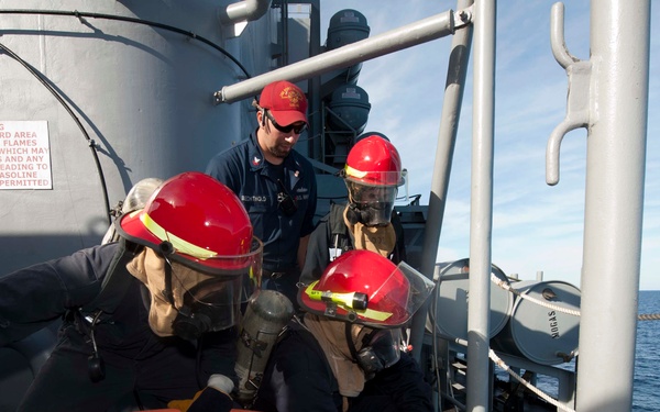 USS Fort McHenry firefighting training