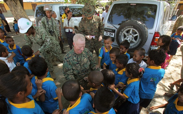 15th Marine Expeditionary Unit participates in community relations event