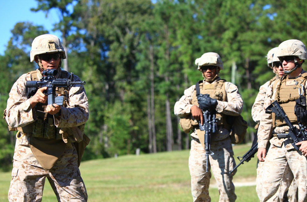 Engineer Marines press training advantage