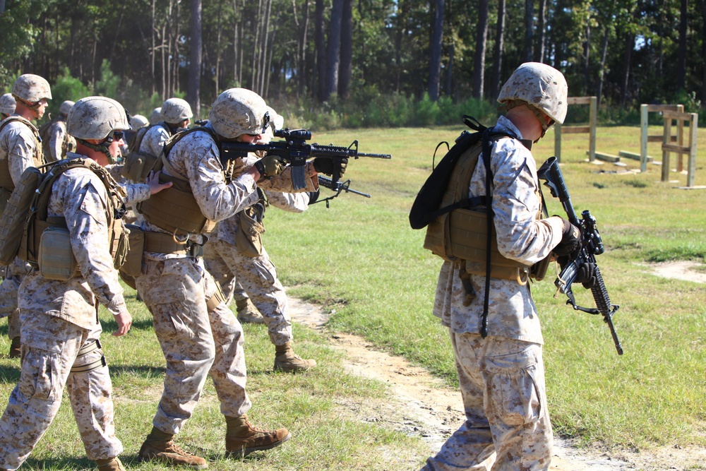 Engineer Marines press training advantage