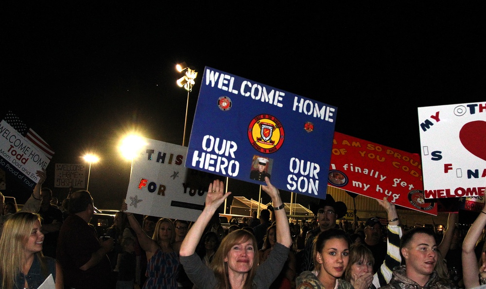 ‘First Team’ returns: 1/7 comes home from Afghanistan deployment