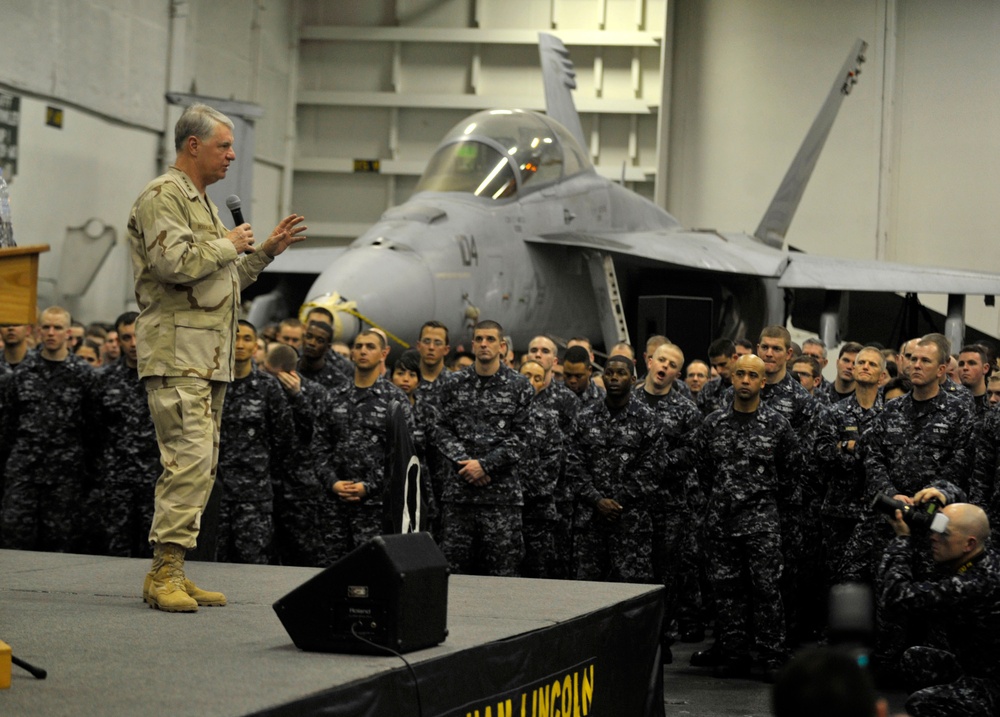 CNO visits USS Abraham Lincoln