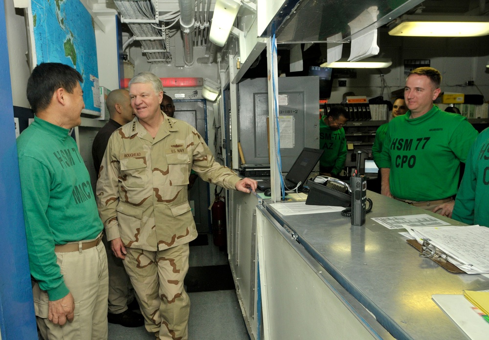 CNO visits USS Abraham Lincoln