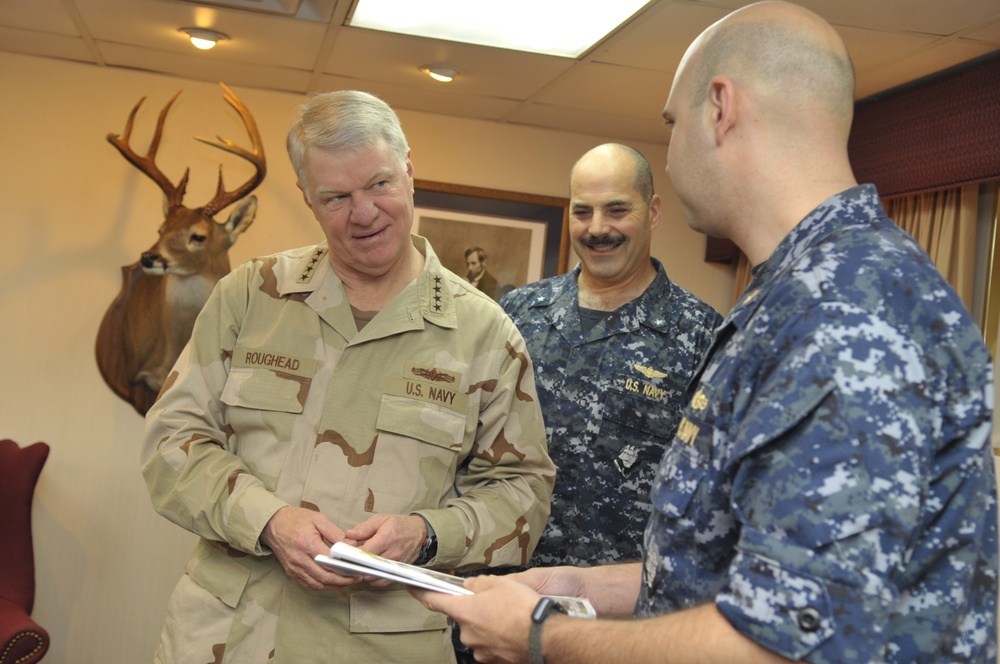 CNO visits USS Abraham Lincoln
