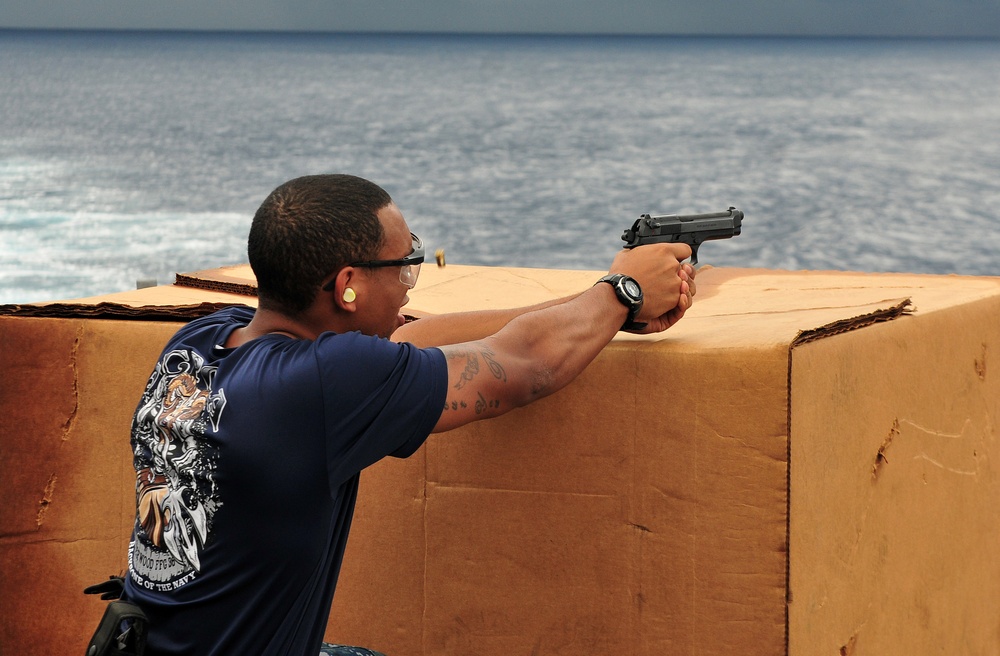 USS Underwood takes part in Operation Martillo