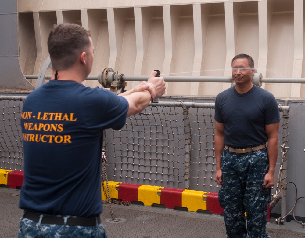 USS Peleliu crew conducts training exercises