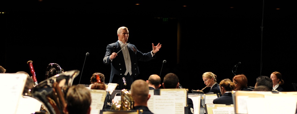 US Air Force Concert Band, Singing Sergeants kick off 2012 Fall Tour