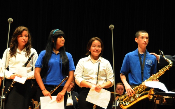 USAF Band performs in Salinas, Calif.